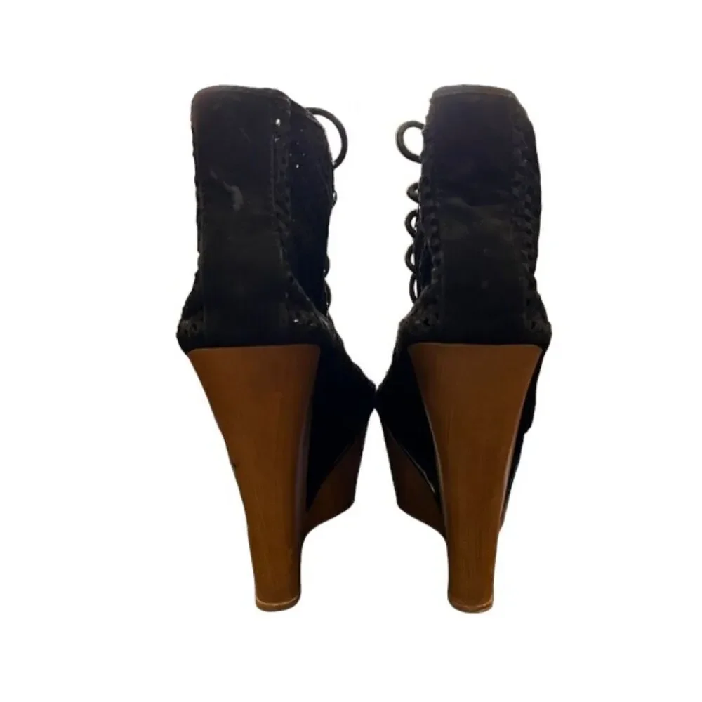 Rouge Helium Super Platform with Cutout Heel, Laced, Perforated Upper Size‎ 9